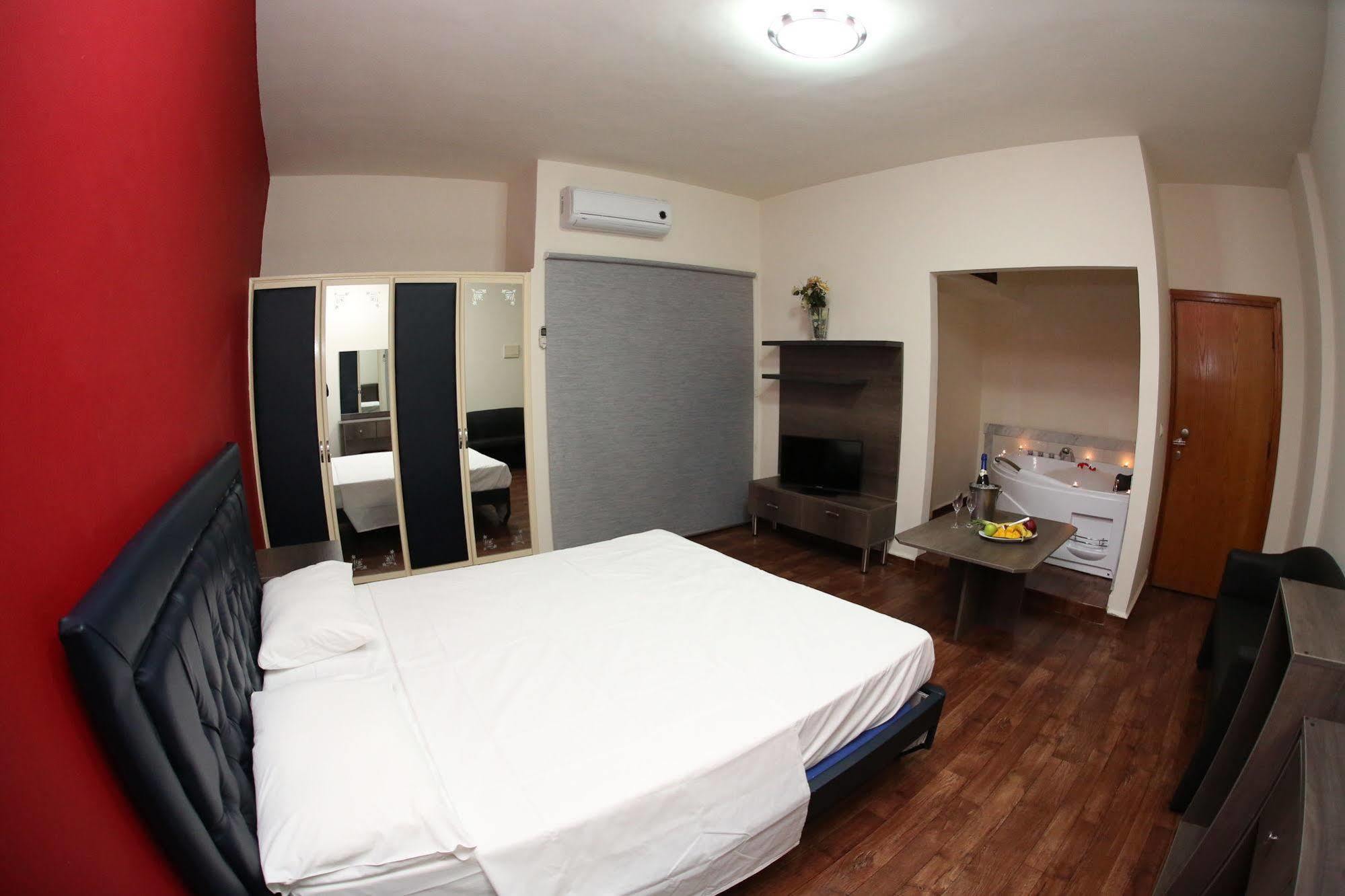 Vista Del Mar Hotel จูนิเย ภายนอก รูปภาพ