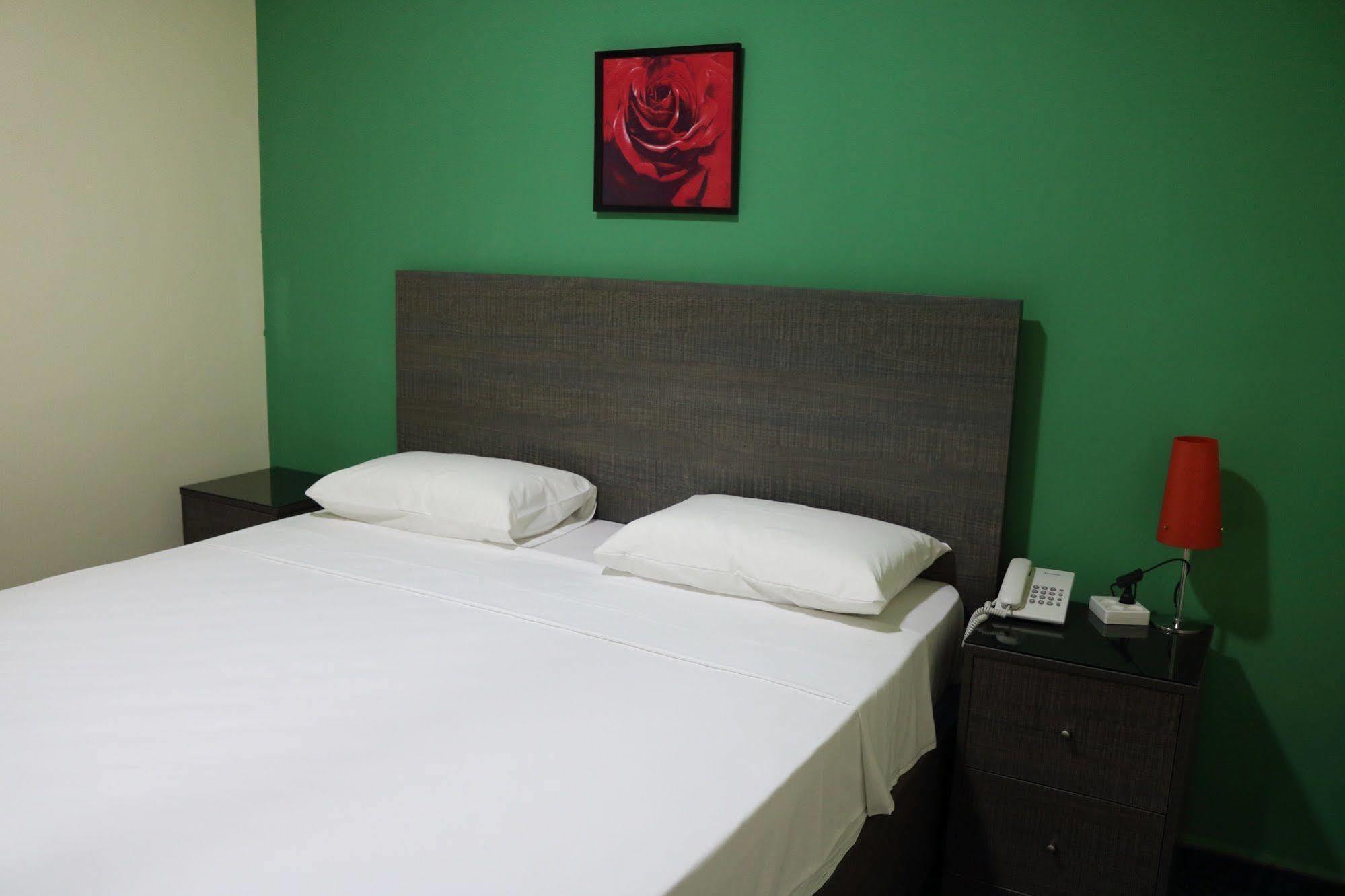 Vista Del Mar Hotel จูนิเย ภายนอก รูปภาพ